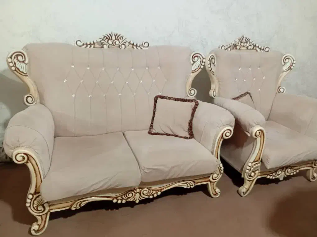 مبل ۹نفره سالم در حد نو میباشد|مبلمان خانگی و میز عسلی|تنکابن, |دیوار