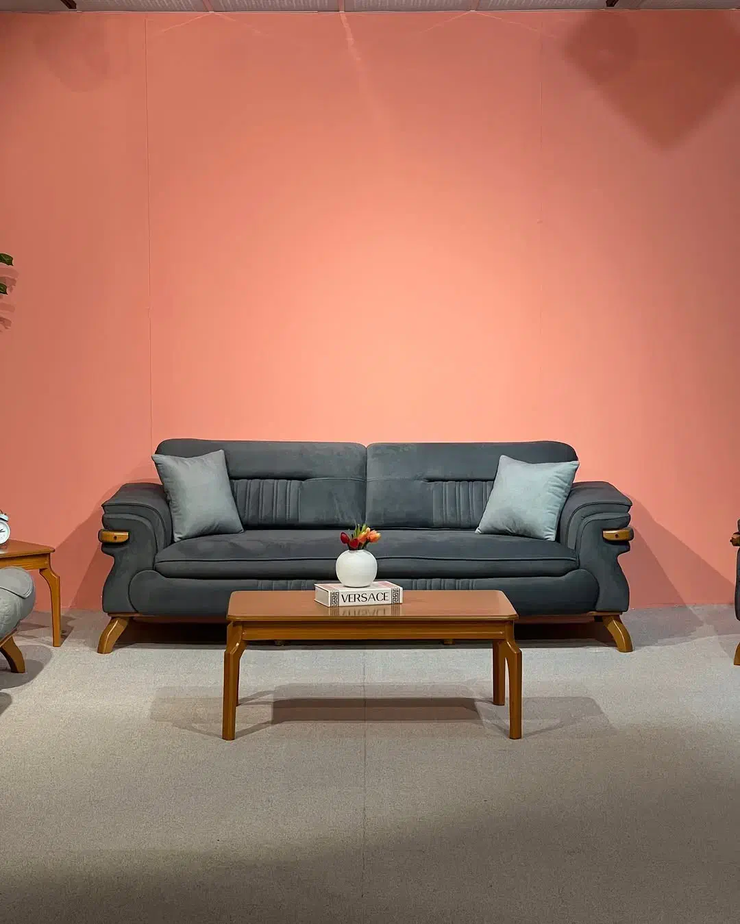 تولید مبل اشکان  *ان *نصار*|مبلمان خانگی و میز عسلی|یاسوج, |دیوار