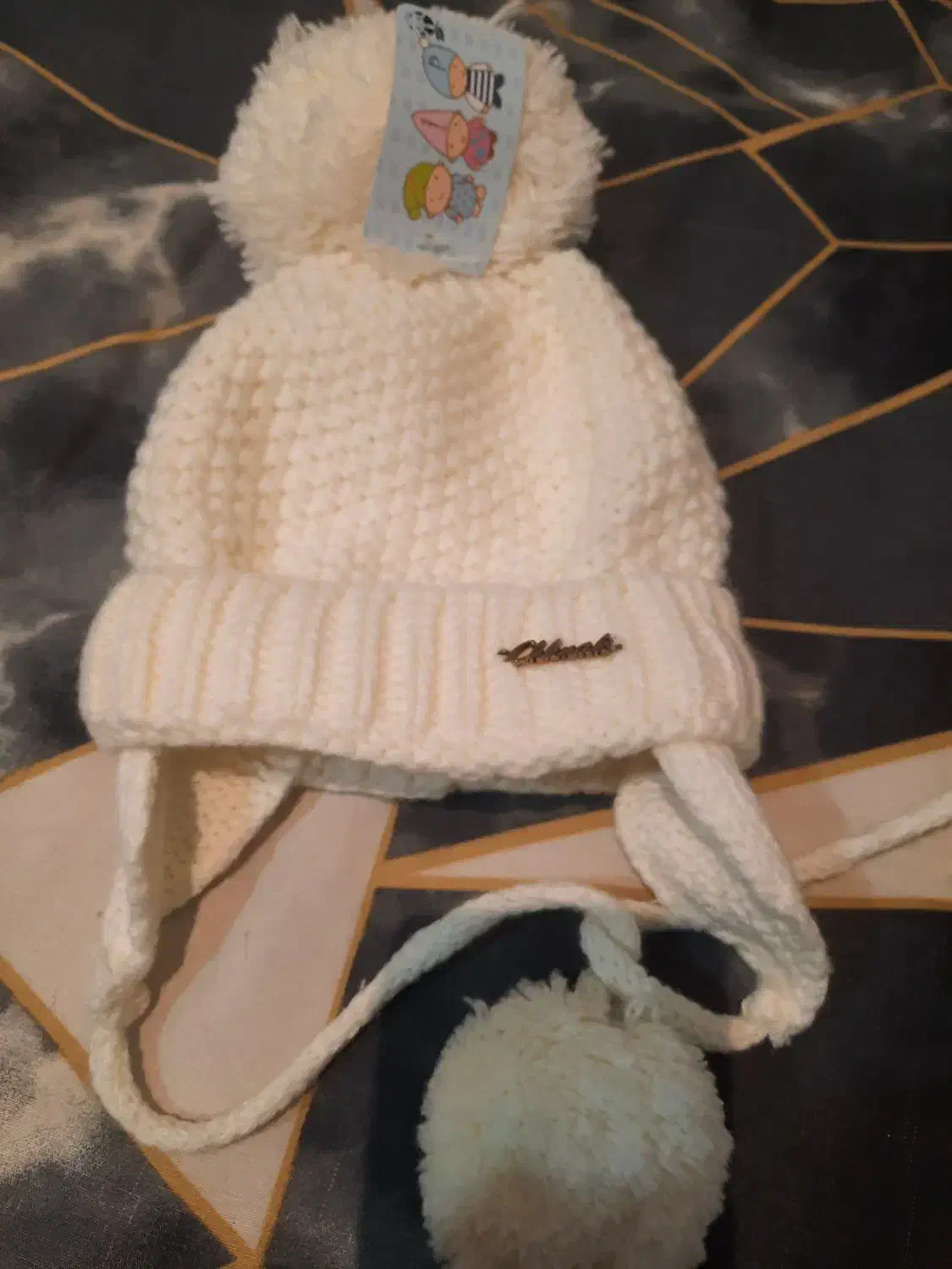 کلاه بافت داخل مخمل بسیار شیک و گرم|لباس|مشهد, عامل|دیوار