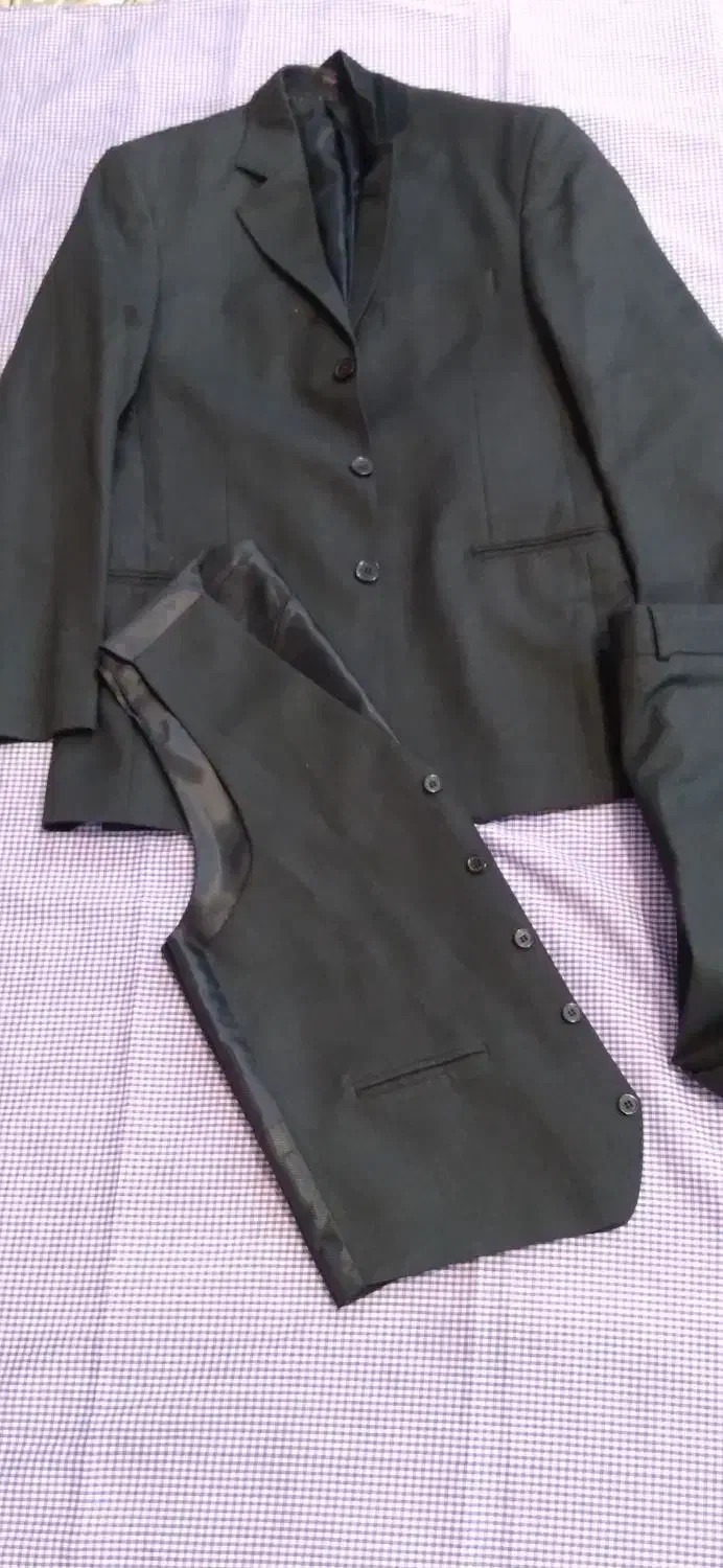 لباس|لباس|اراک, |دیوار