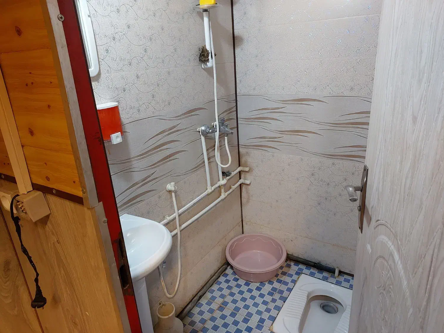 کلبه باغ الشتر روستای کرم الهی هنام|اجارهٔ کوتاه‌مدت ویلا و باغ|خرم‌آباد, |دیوار