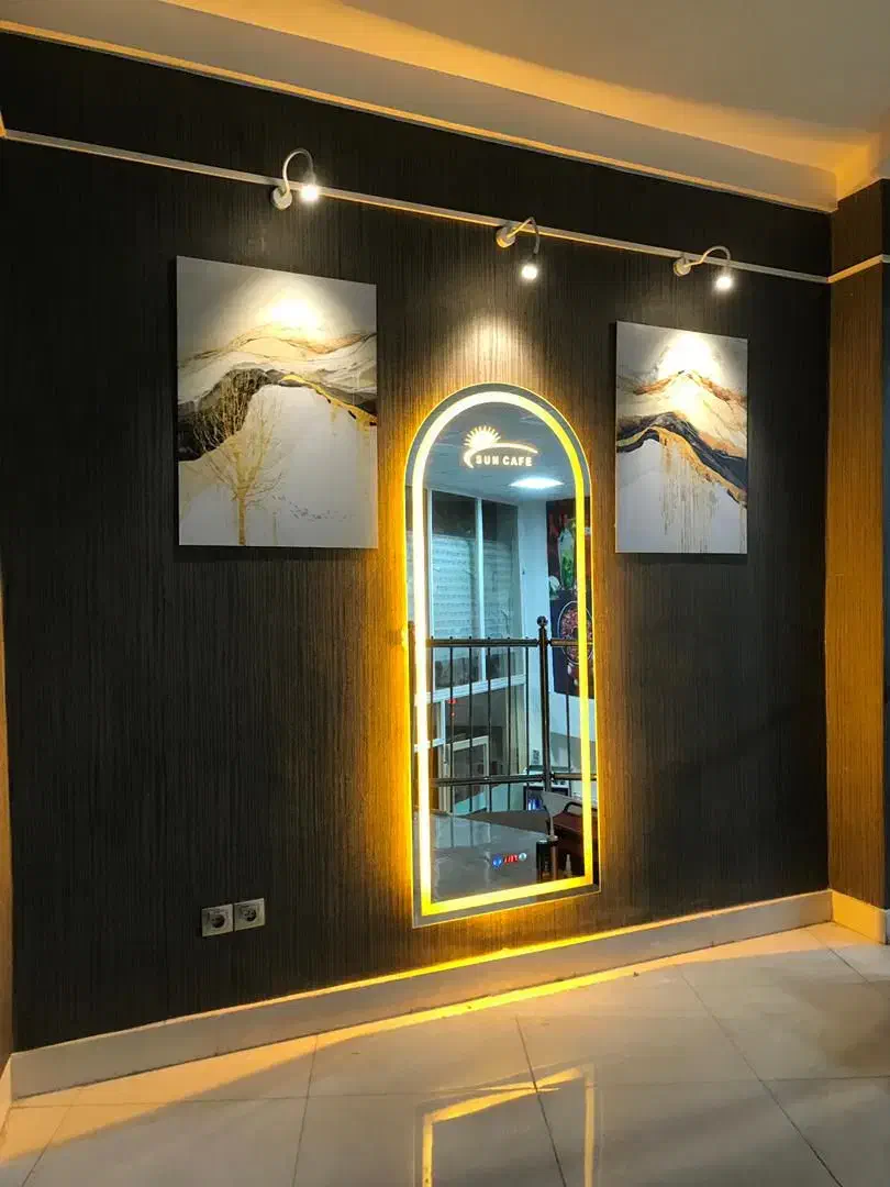 آینه آزادی|آینه|اردبیل, |دیوار