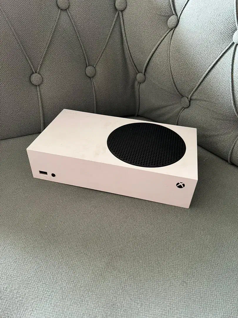 Xbox s در حد نو|کنسول، بازی ویدئویی و آنلاین|رشت, جانبازان|دیوار