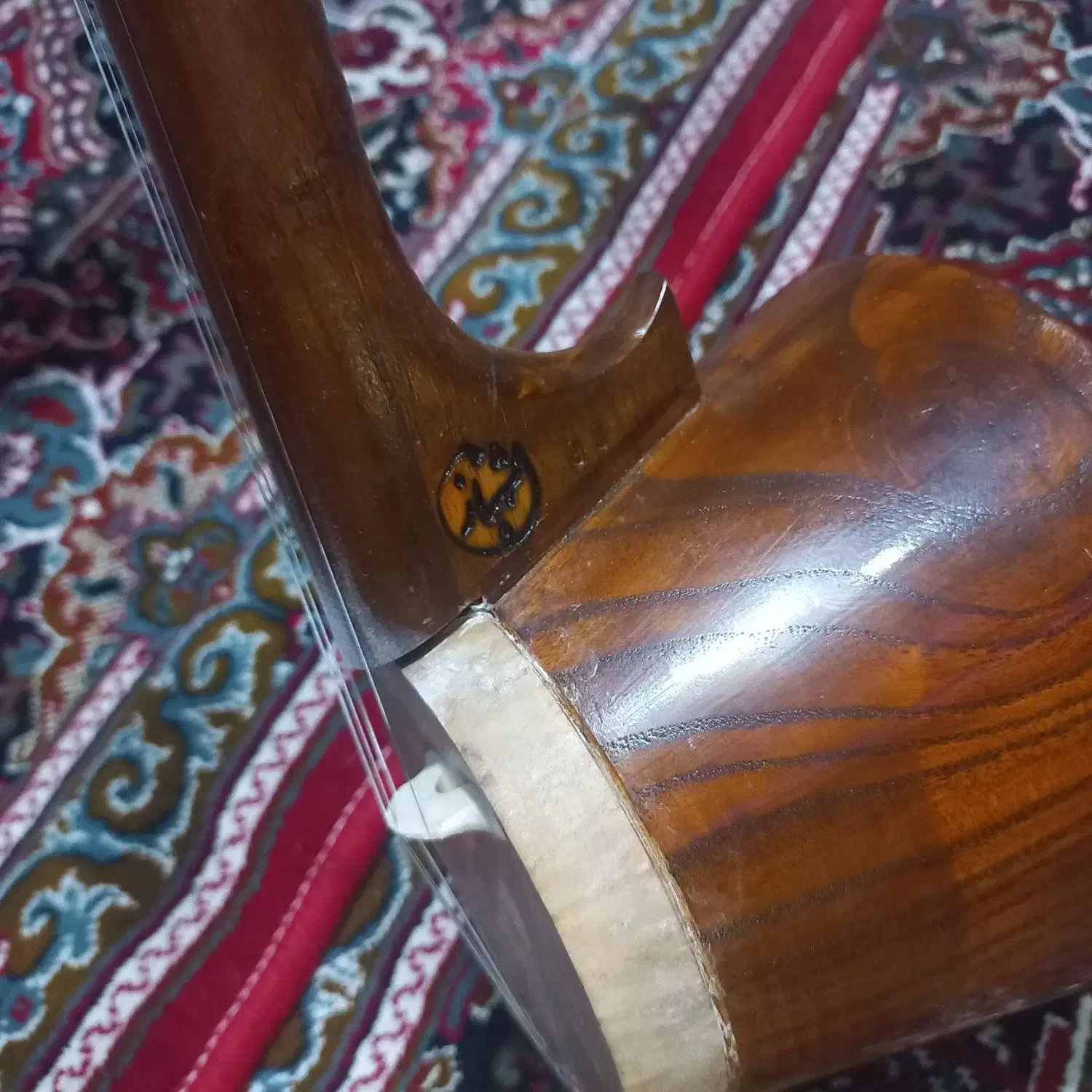 کمانچه شهباز|سازهای سنتی|خرم‌آباد, |دیوار