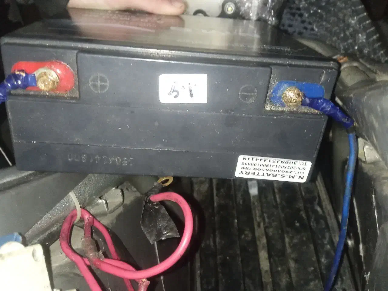 باطری موتور برقی|قطعات یدکی و لوازم جانبی|بندر انزلی, عباس آباد|دیوار