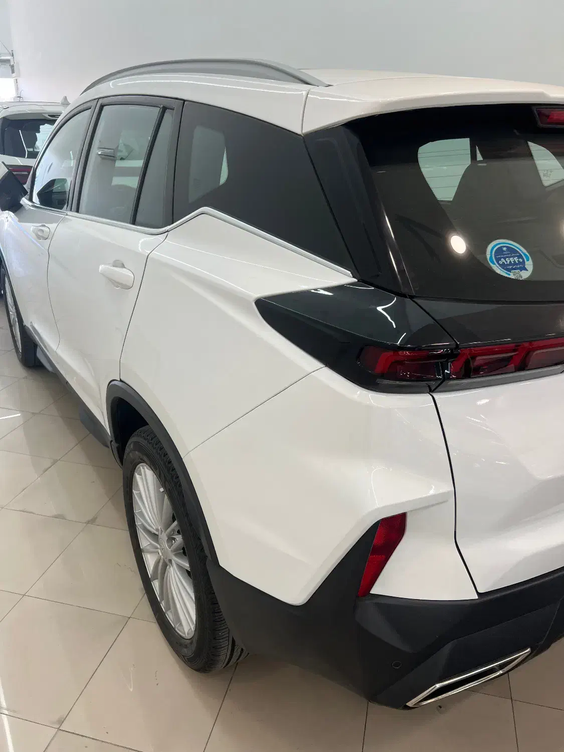 هایماs8مدل ۴۰۳|خودرو سواری و وانت|شیراز, شهرک بزین|دیوار