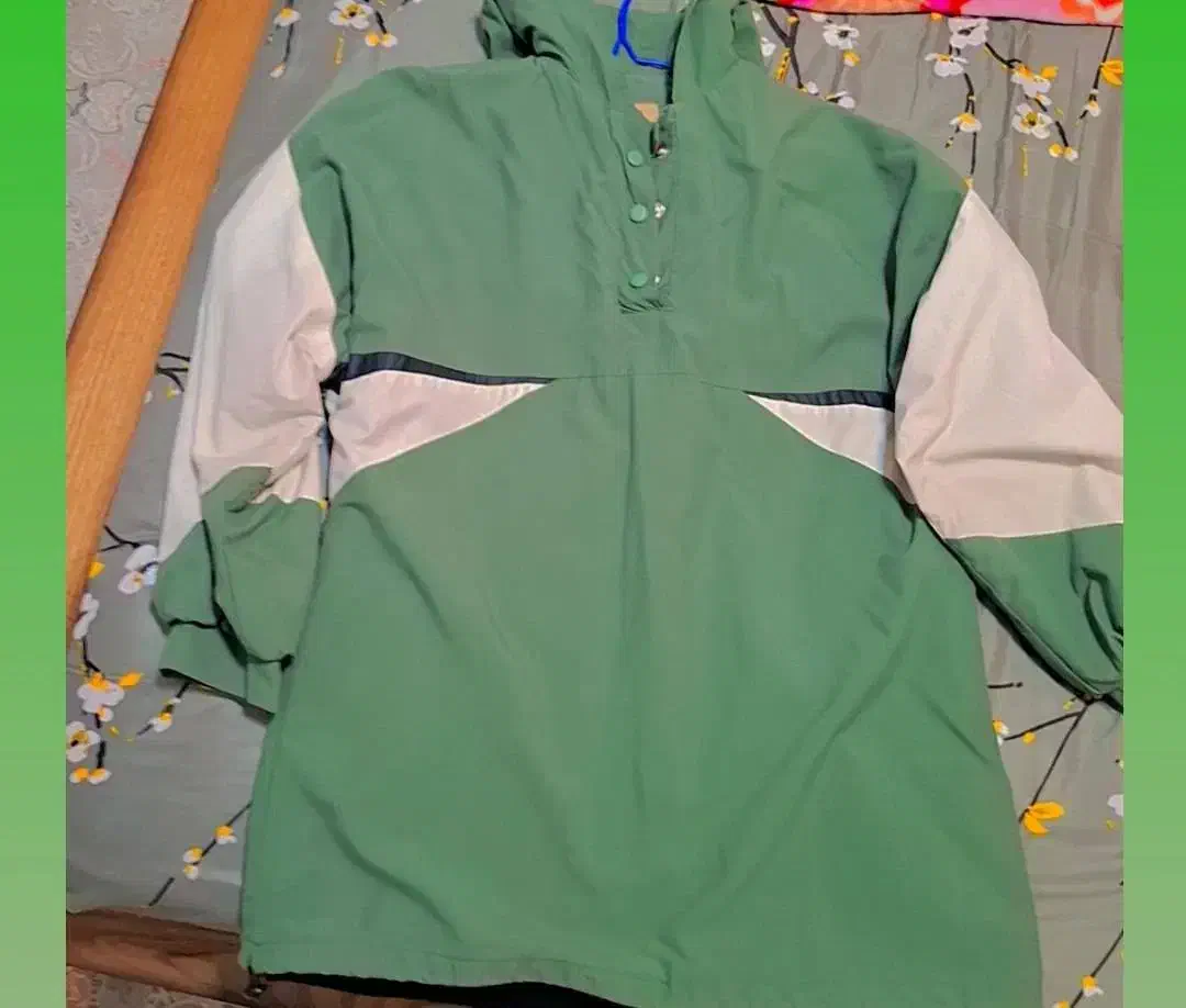 کاپشن در حد نو|لباس|اندیشه, اندیشه فاز ۴|دیوار