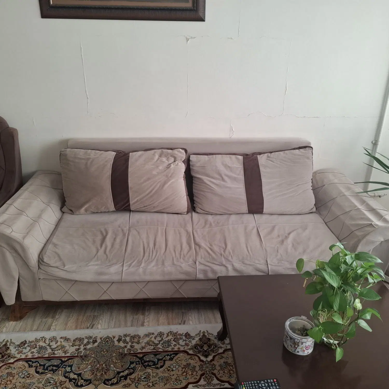 مبل هفت نفره+ میز جلو مبل|مبلمان خانگی و میز عسلی|تهران, شهرک آسمان|دیوار