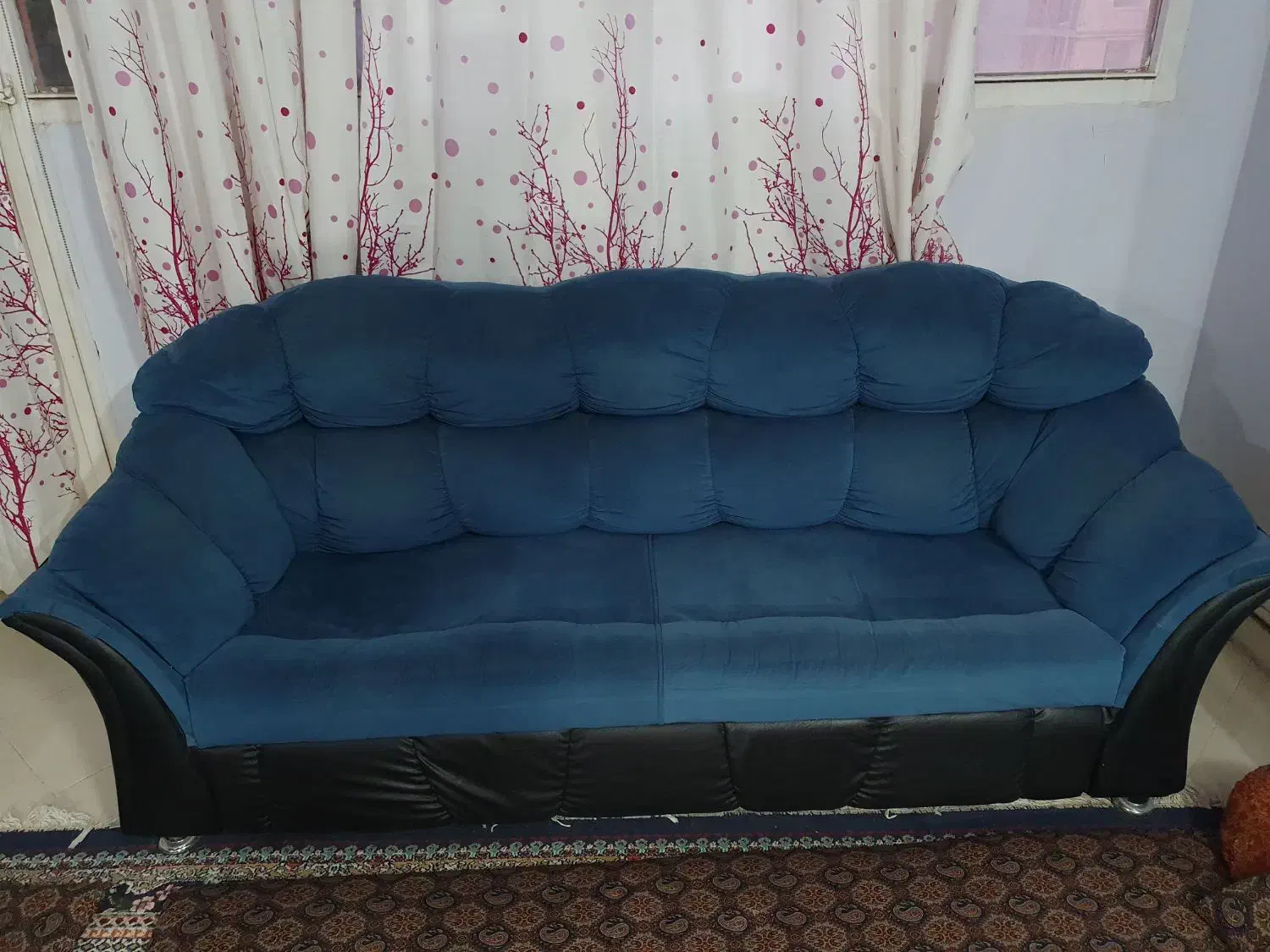 مبل هفت نفره راحتی تمیز|مبلمان خانگی و میز عسلی|کرمان, |دیوار
