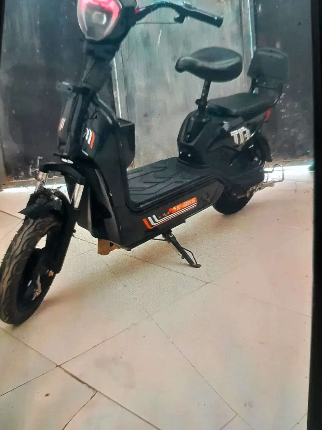 موتور برقی اسکوتر|دوچرخه، اسکیت، اسکوتر|رباط‌کریم, رباط‌کریم|دیوار