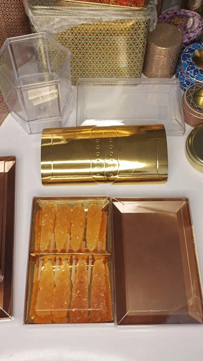 ظرف کریستال ۲۰۰ کف طلایی نبات درجه یک|عمده‌فروشی|مشهد, حجت|دیوار