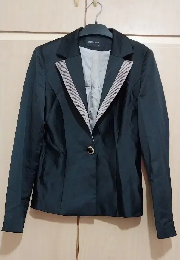 زنانه|لباس|قرچک, مهدیه|دیوار