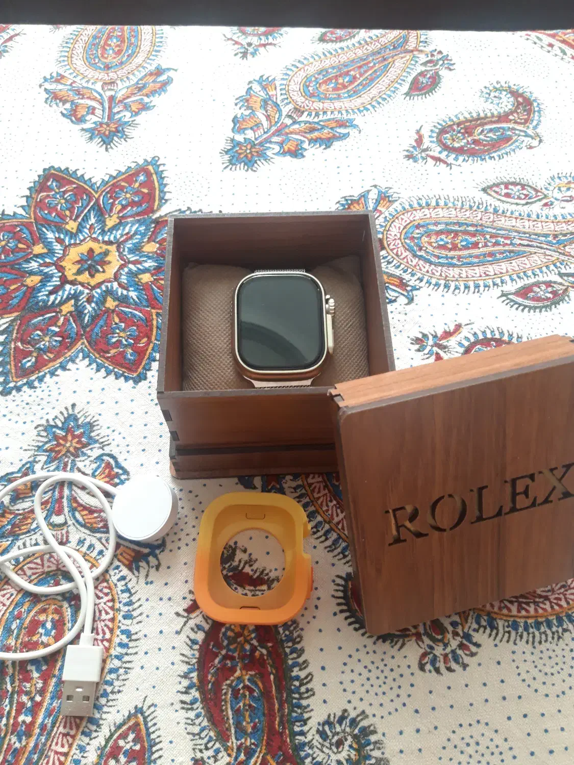 رولکس|ساعت|شیروان (خراسان), |دیوار