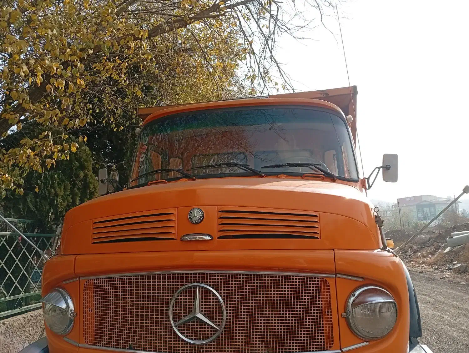 کامیون|خودرو سنگین|بومهن, |دیوار