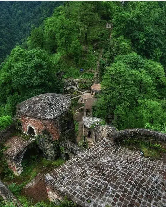 تور گیلان اقامتگاه و قلعه رودخان|تور و چارتر|فردوسیه, |دیوار