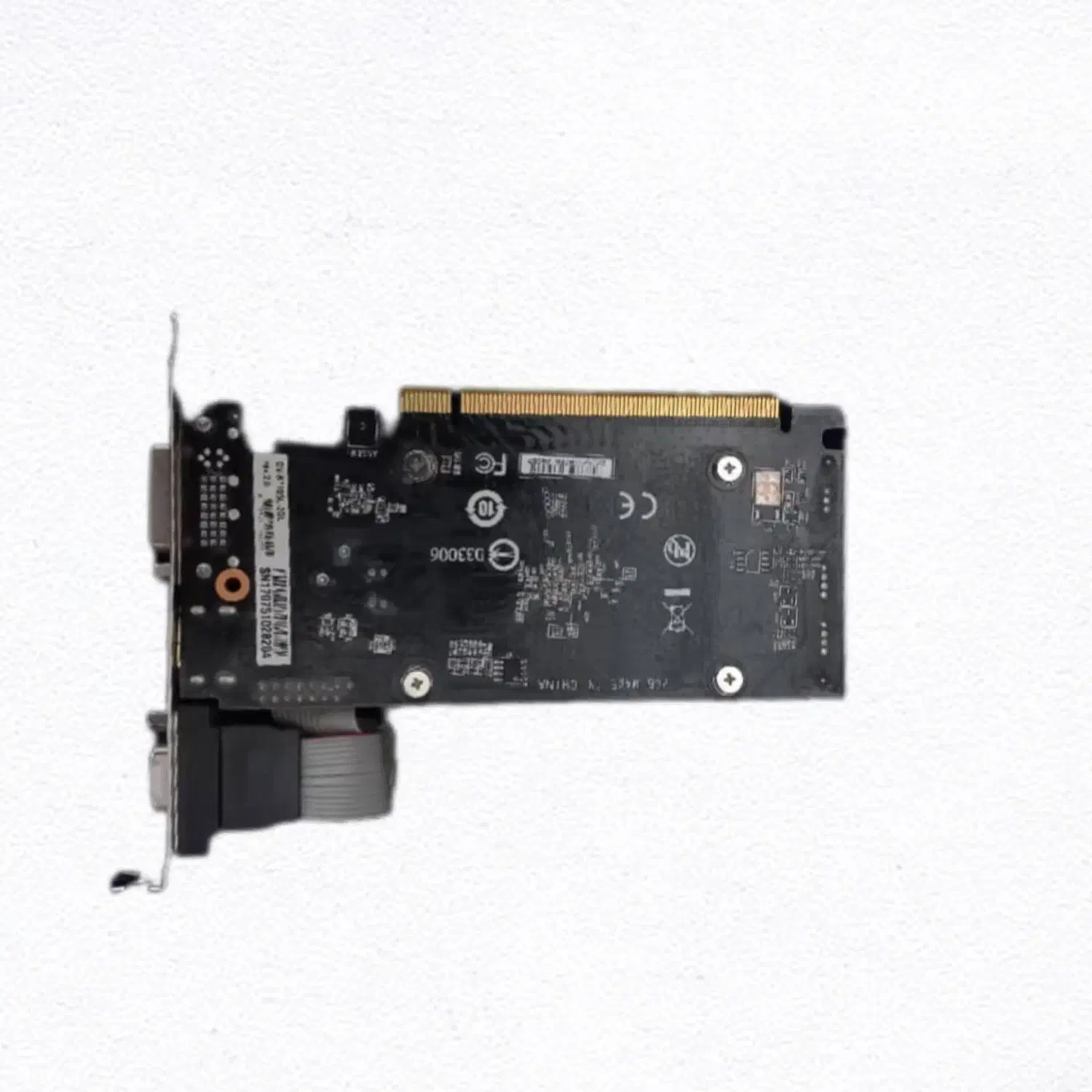 گرافیک کامپیوتر 2 گیگ|قطعات و لوازم جانبی رایانه|کهنوج, |دیوار