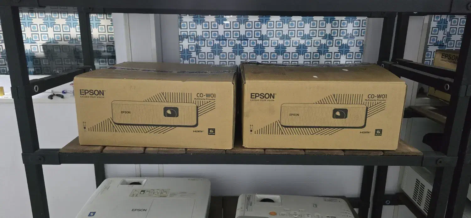 ویدیو پروژکتور اپسون w01 آکبند قیمت همکاری|تلویزیون و پروژکتور|تهران, صادقیه|دیوار