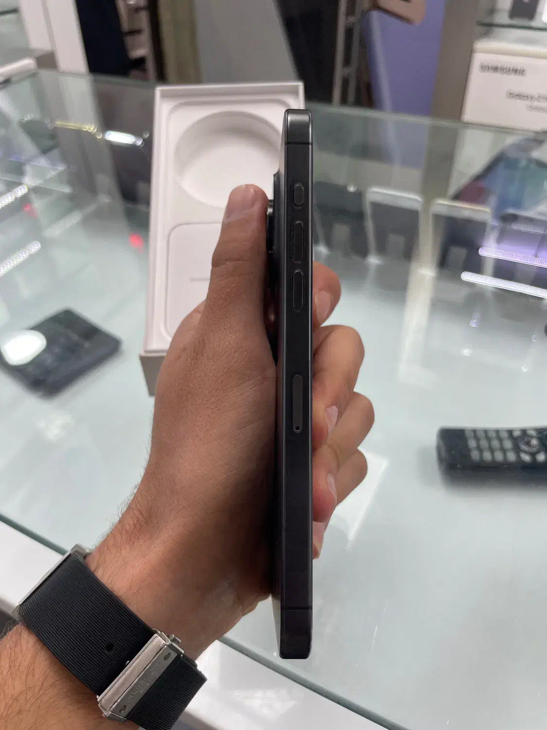 آیفون ۱۵پرومکس zaa|موبایل|کرج, کوی امامیه|دیوار