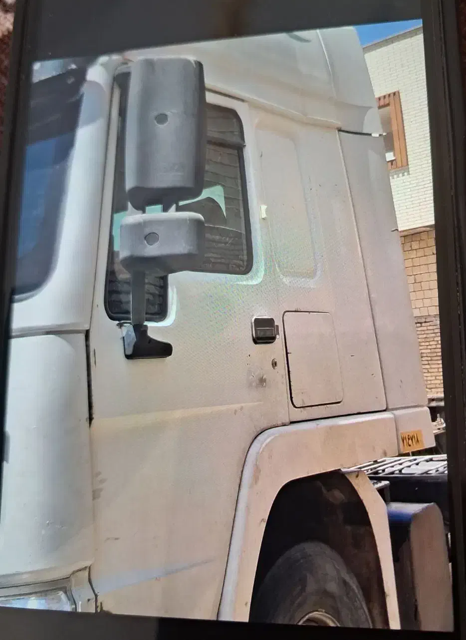 هوو استا تراک کشنده|خودرو سنگین|بروجن, |دیوار