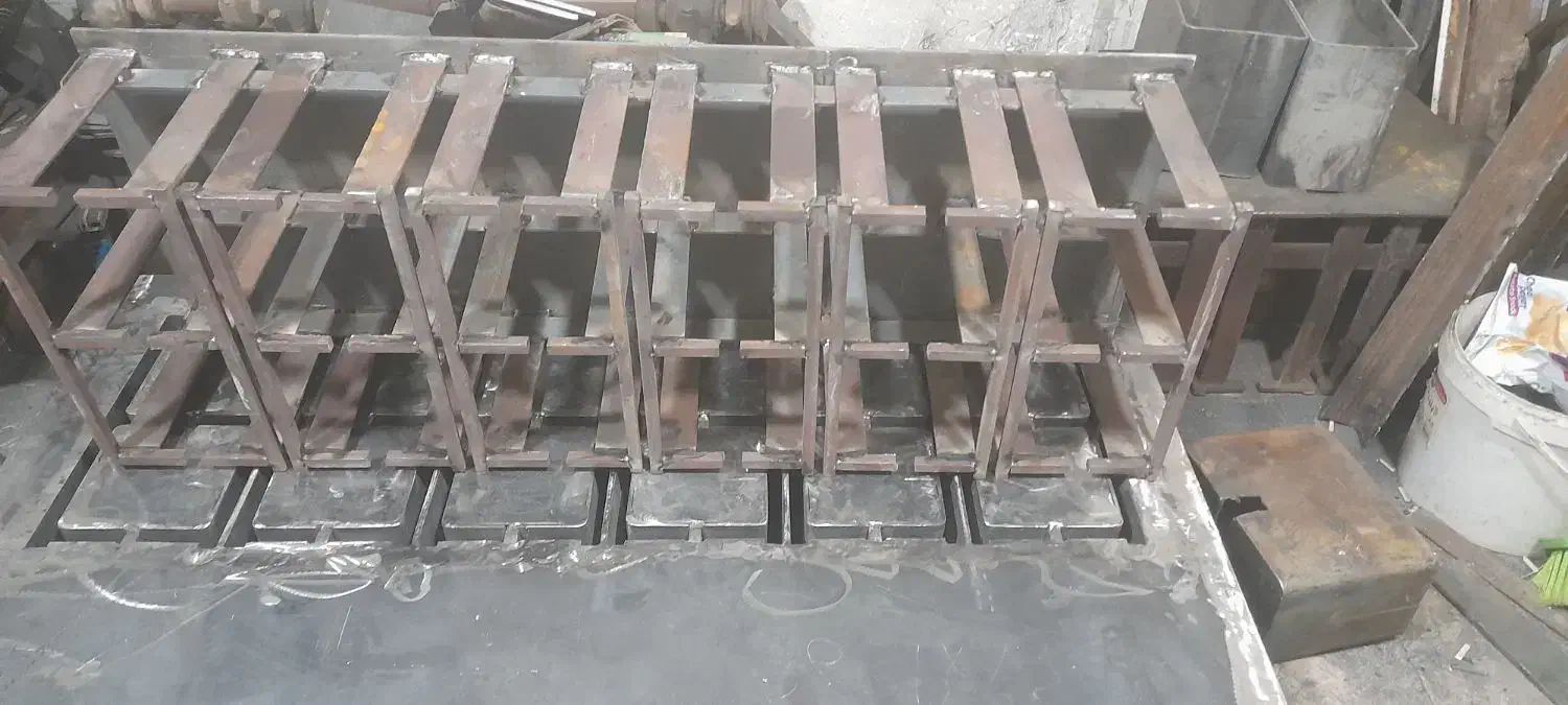 ساخت و تعمیر تخصصی قالب بلوک و جدول|ماشین‌آلات صنعتی|اصفهان, کوی امیریه|دیوار