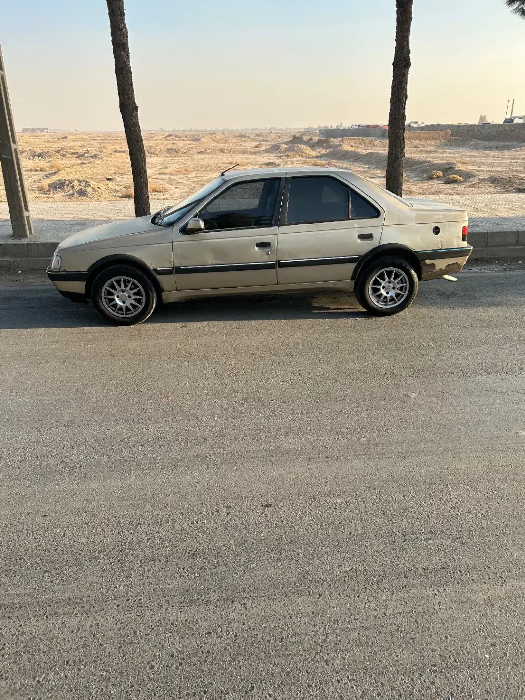 پژو مدل۸۳|خودرو سواری و وانت|شاهینشهر, فدک|دیوار