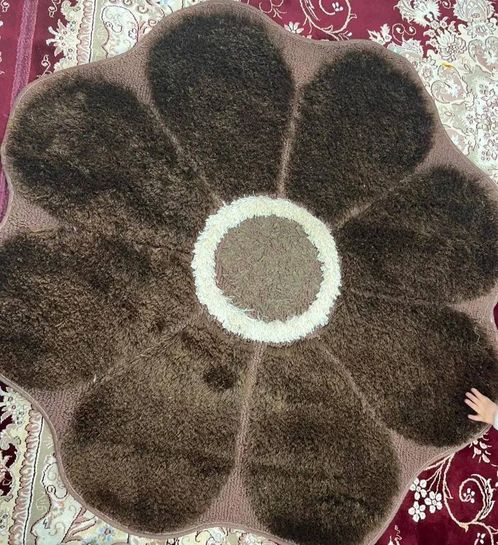 گلیم فرش با قطر ۱۳۰ سانتی متر|گلیم، جاجیم، گبه|یزد, |دیوار