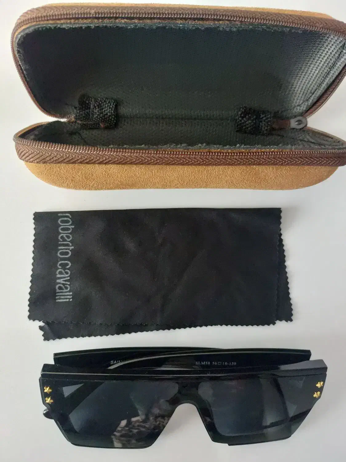 عینک اورجینال روبرتو کاوالی|زیورآلات و اکسسوری|تهران, بهارستان|دیوار