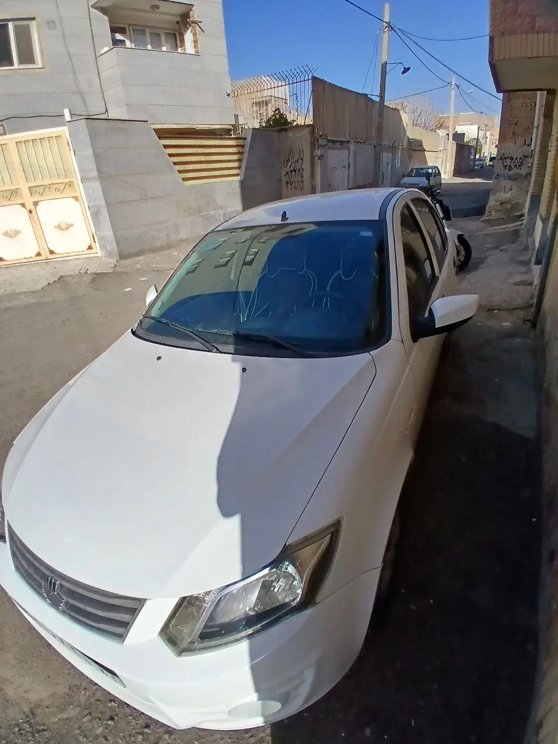 ساینا|خودرو سواری و وانت|سبزوار, قائم|دیوار