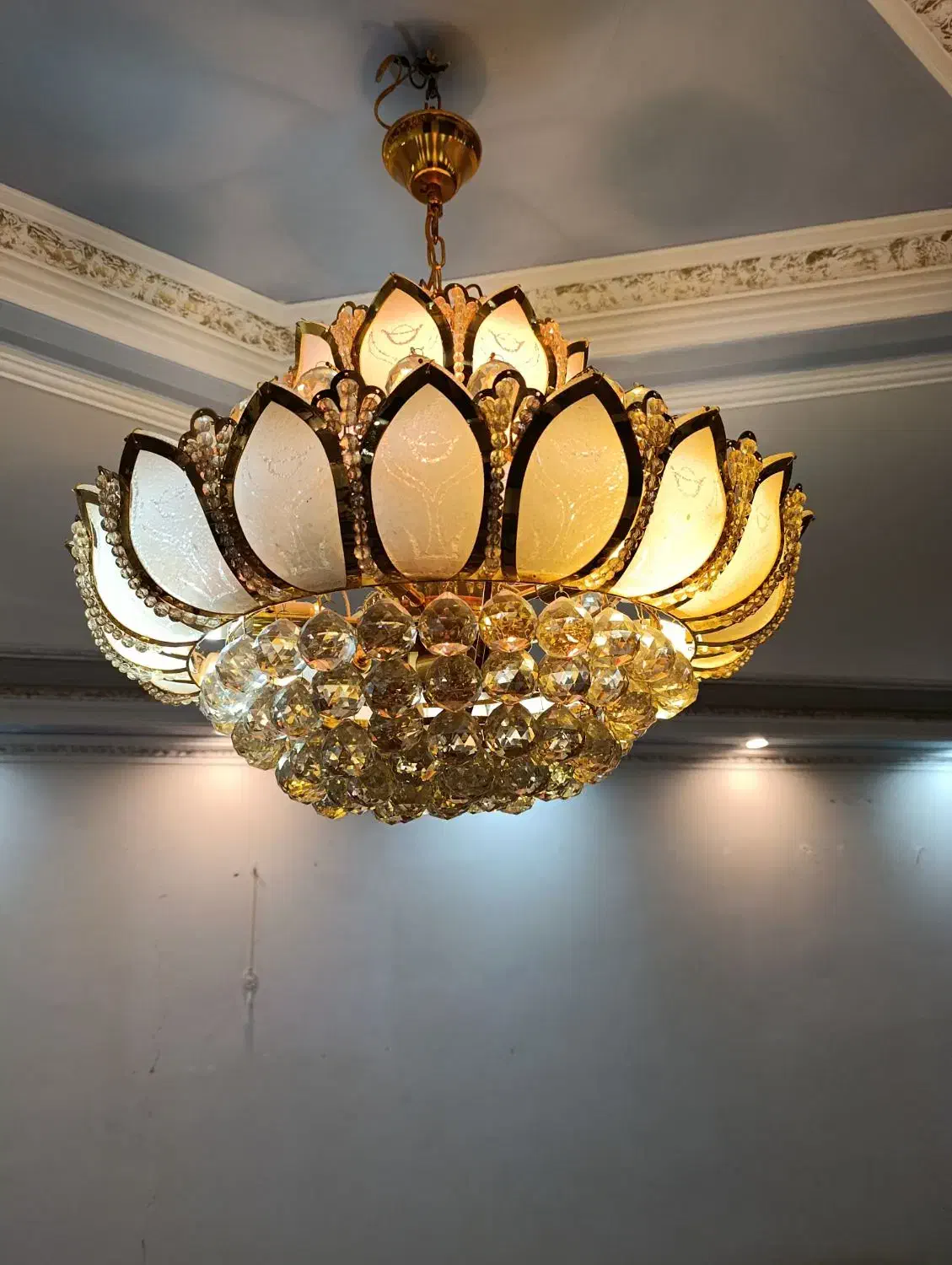 لوستر|لوستر و چراغ آویز|اراک, |دیوار