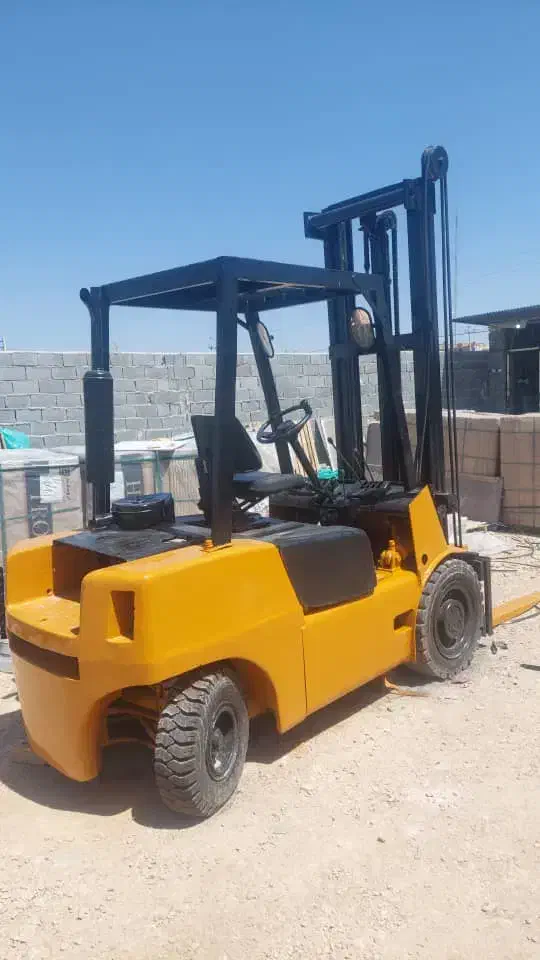 لیفتراک سهند ۳ تن دیزل|خودرو سنگین|شیراز, سیلو|دیوار