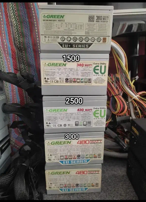 فروش تعدادی پاور گرین و قاب کیس معمولی و گیمینگ|قطعات و لوازم جانبی رایانه|زنجان, |دیوار