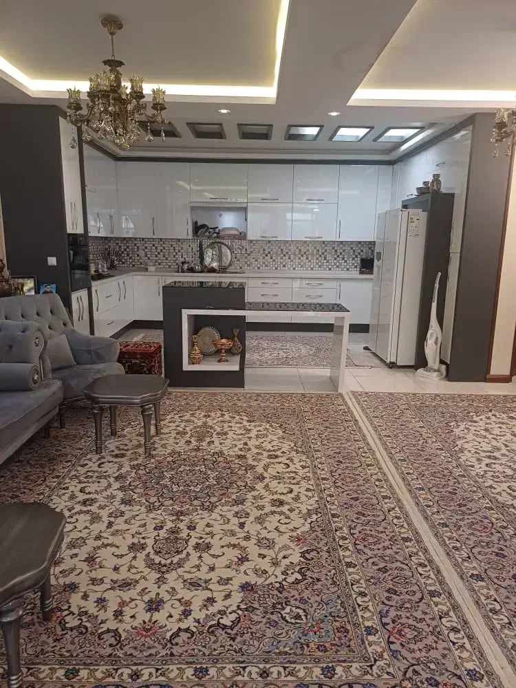 فروش ویلایی190مترشیک 2خوابه،خ جی سه راه رجایی|فروش خانه و ویلا|اصفهان, بوزان|دیوار