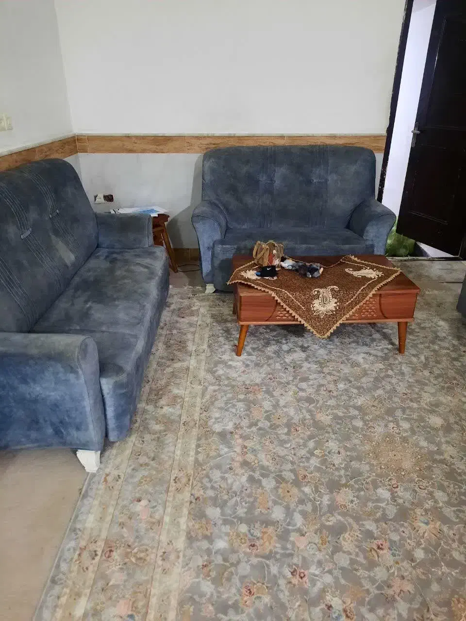 مبل 7 نفره، کمد، میز، آینه|مبلمان خانگی و میز عسلی|قم, انسجام|دیوار