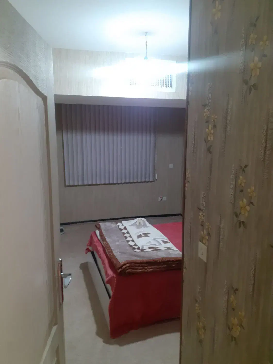 ترکیب بنا، شیک و مرتب ،طبقه سوم.ویو شمالی ابدی|فروش آپارتمان|زرقان, |دیوار