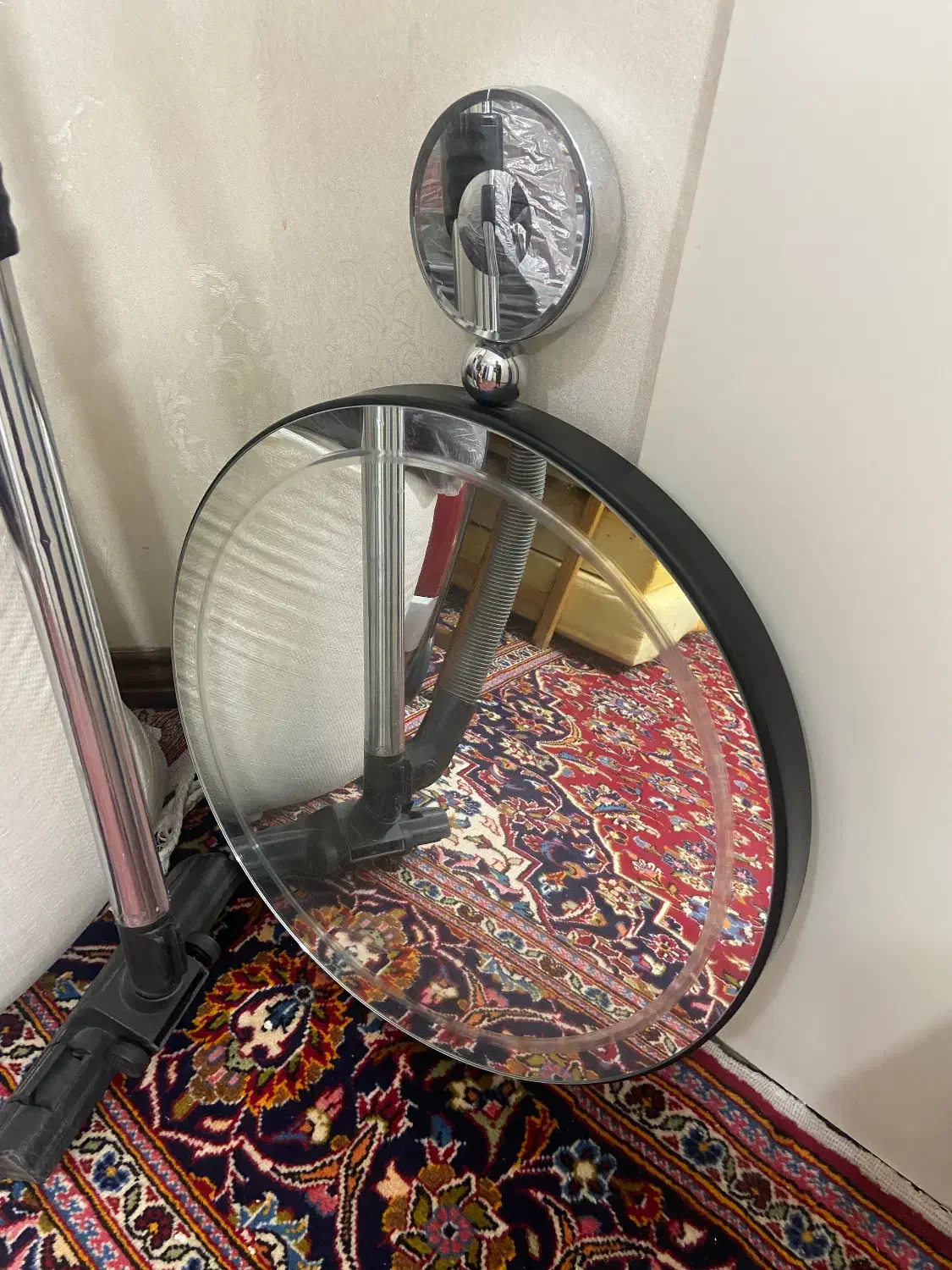 آیینه|آینه|همدان, |دیوار