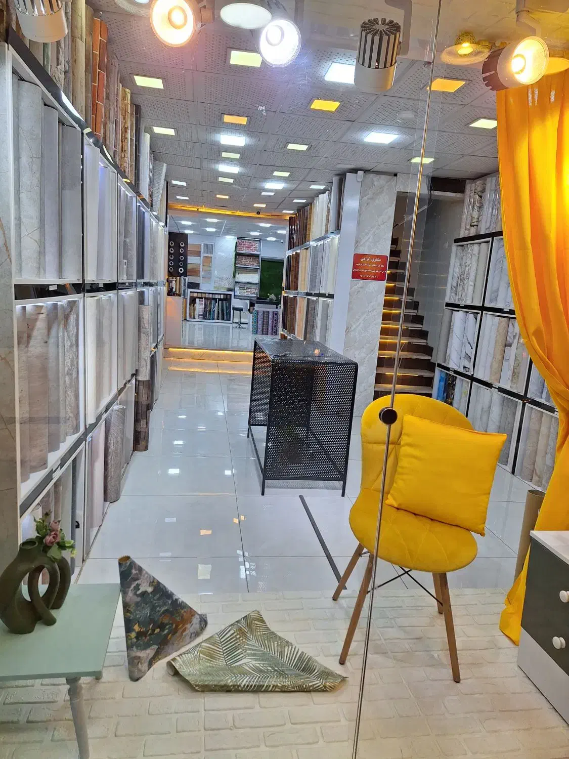 به یک ادمین حرفه ای نیازمندیم|استخدام رایانه و فناوری اطلاعات|کرمان, |دیوار