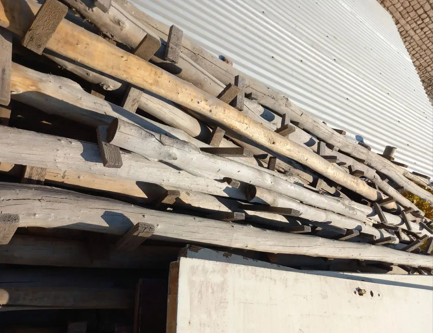 تیر و درب چوبی|مصالح و تجهیزات ساختمان|تاکستان, |دیوار