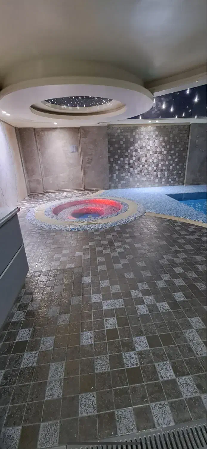 تاپ لوکیشن پاسداران۲۰۰متر/۳خواب(مستر)/مشاعات آبی