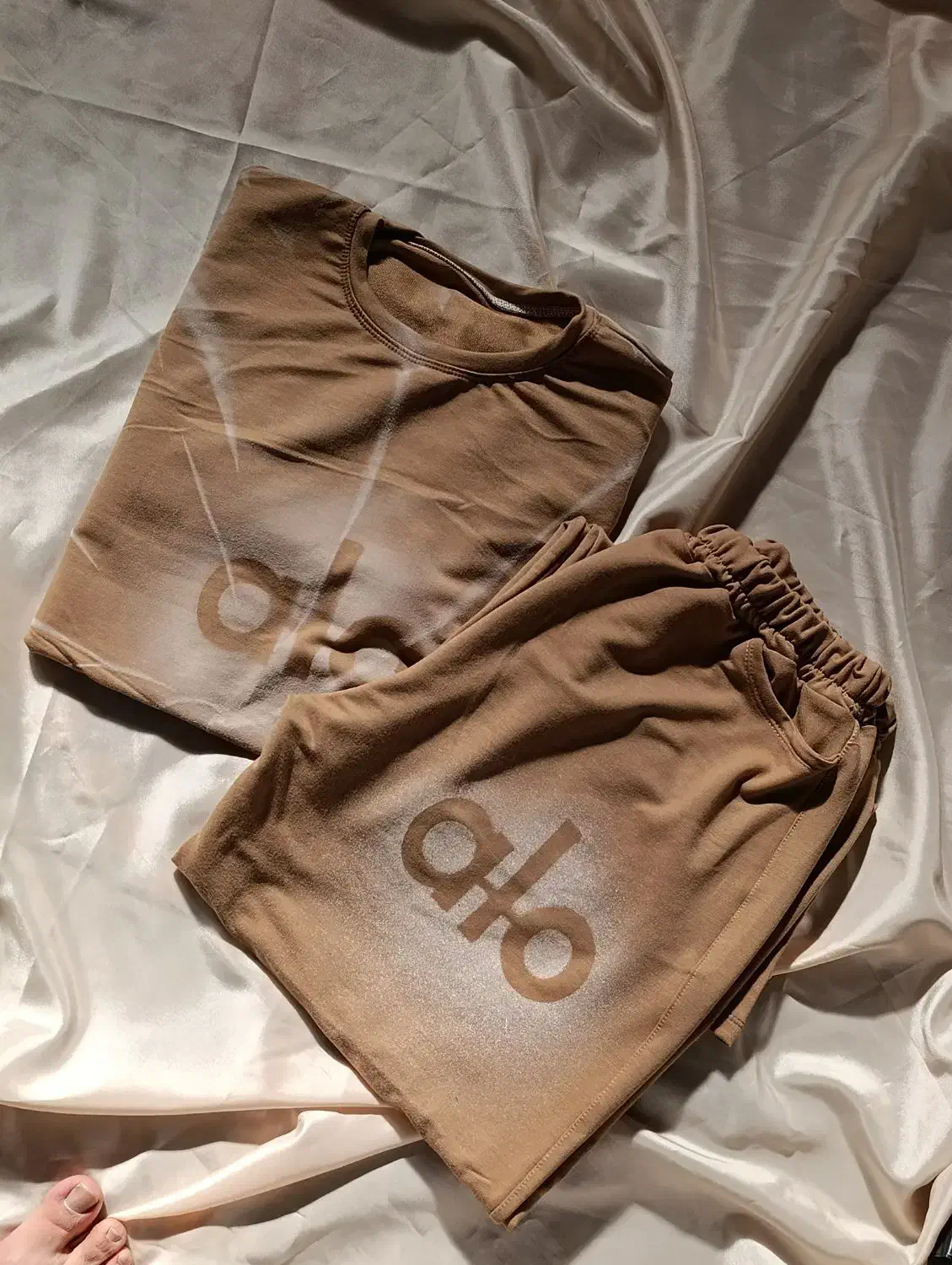 فروش لباس اونم با پایین‌ترین قیمت ممکن|لباس|قم, ولیعصر|دیوار