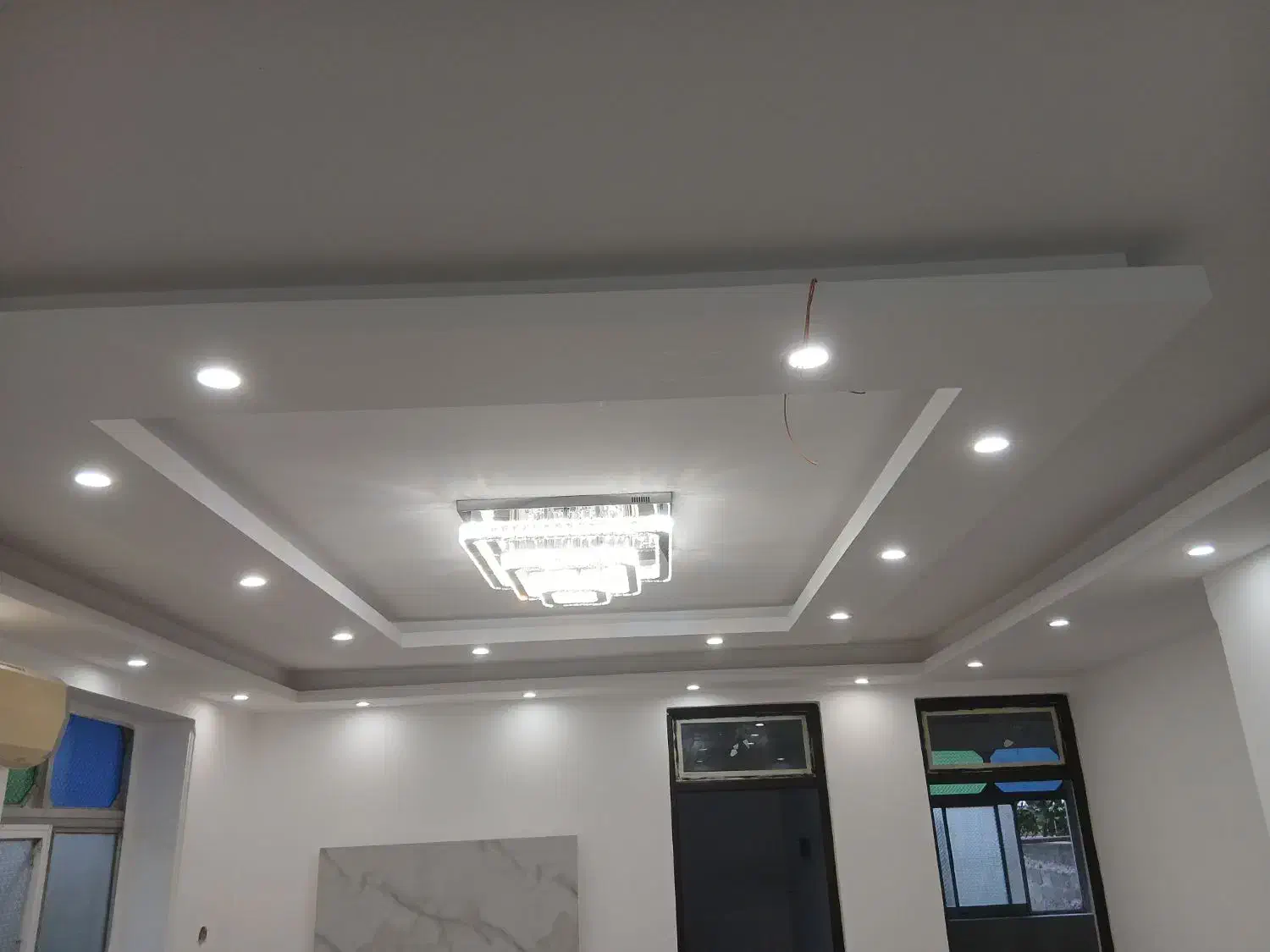 نقاشی ساختمان وکناف وغیره با قیمت مناسب|خدمات پیشه و مهارت|رشت, لاکان شهر|دیوار