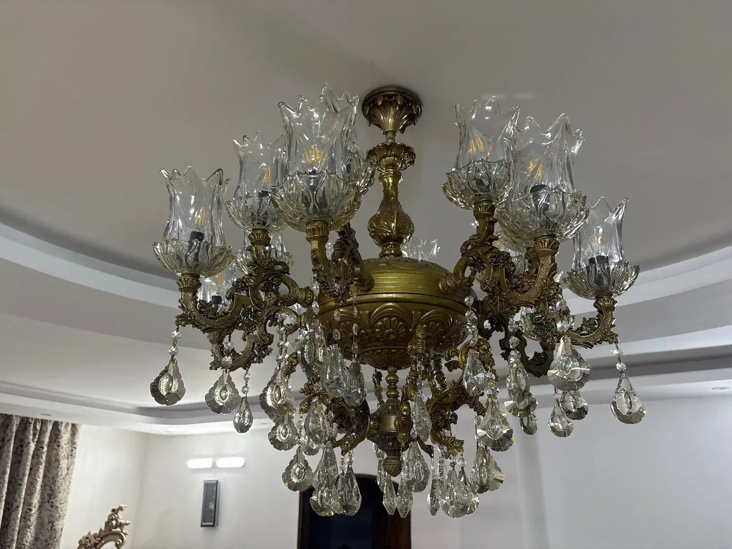 لوستر ۸شاخه ی ۱۶شعله ،پا به نو|لوستر و چراغ آویز|اصفهان, عطار نیشابوری|دیوار