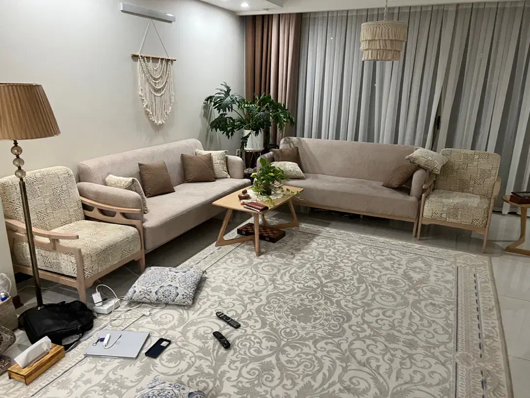 خانوم جوان نظافتچی سن زیر۳۰|استخدام سرایداری و نظافت|تهران, جمهوری|دیوار