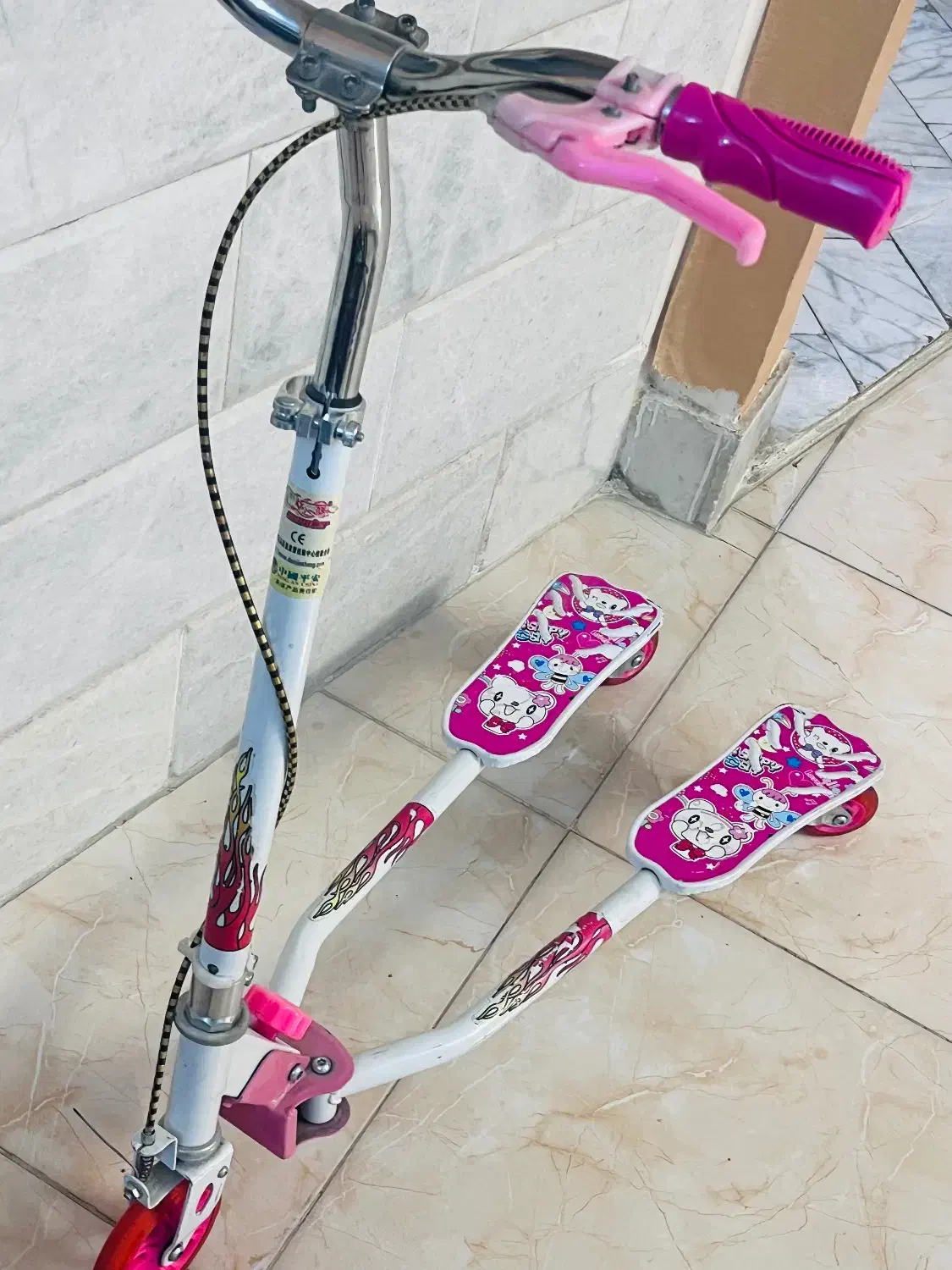 اسکوترپروانه ای سه چرخ|دوچرخه، اسکیت، اسکوتر|مشهد, شهید بهشتی|دیوار