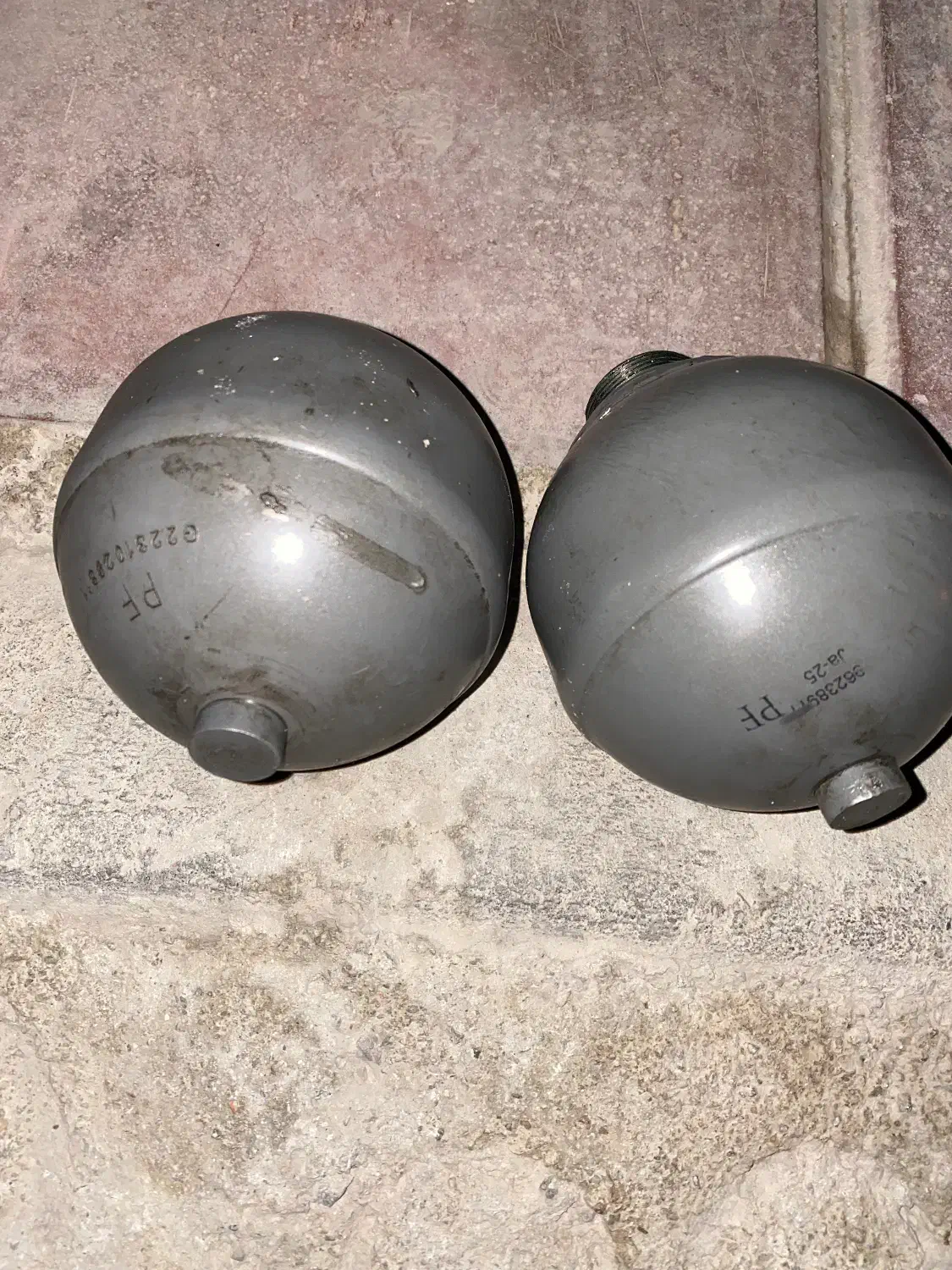 گوی منبع اگزوز|قطعات یدکی و لوازم جانبی|یزد, |دیوار