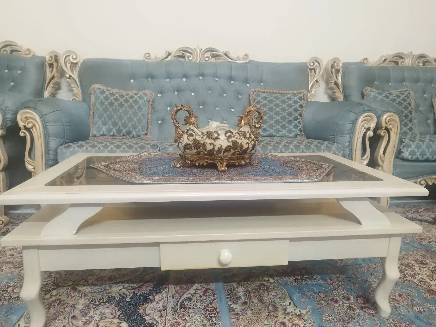 مبل راحتی ۷ نفره همراه با میز و عسلی ها|مبلمان خانگی و میز عسلی|قرچک, میرزائی شمالی|دیوار