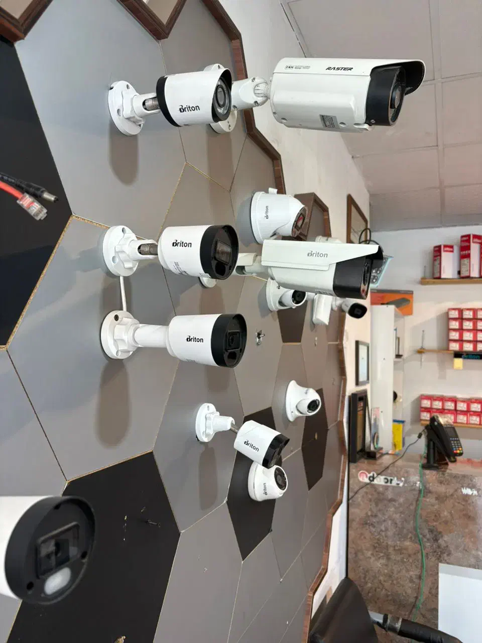 فروش ویژه دوربین مداربسته|دوربین مداربسته|شهرکرد, |دیوار