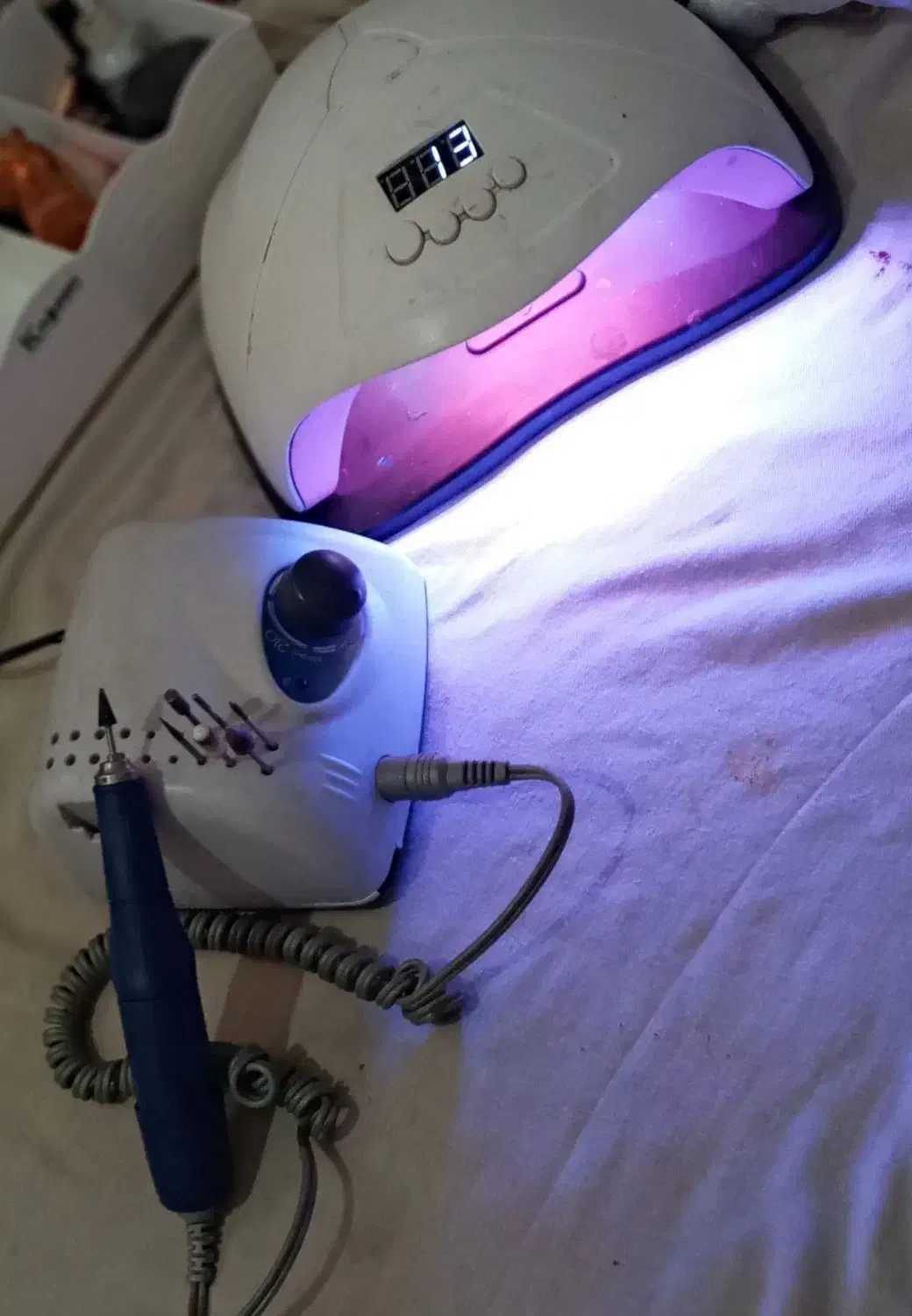 دستگاه سوهان برقی و یووی کاشت ناخن دست دوم|آرایشی، بهداشتی، درمانی|شاهین دژ, |دیوار