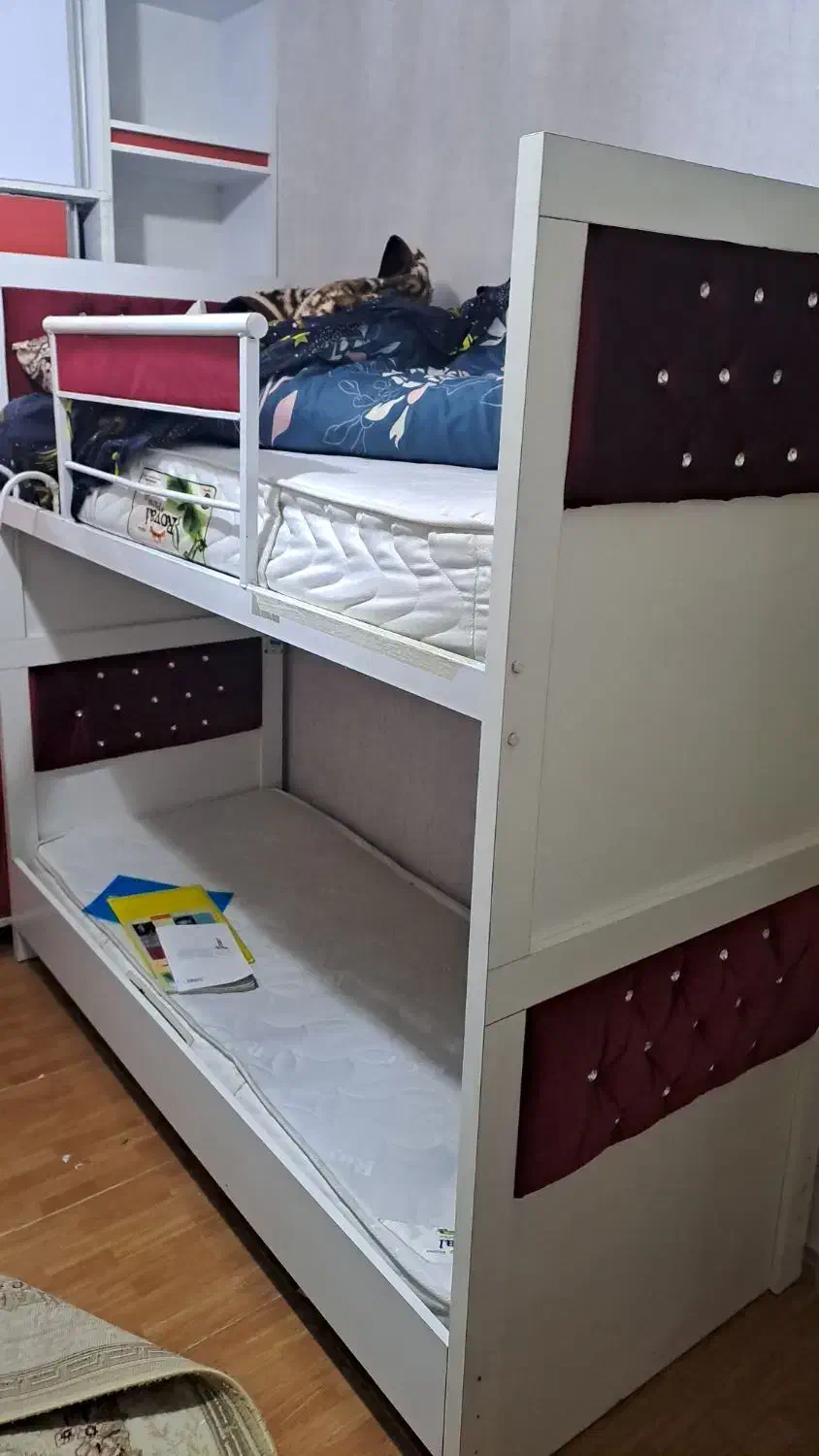 سلام تخت دوطبقه ام دی اف تمیز درحد نو|تخت و سرویس خواب|تبریز, |دیوار