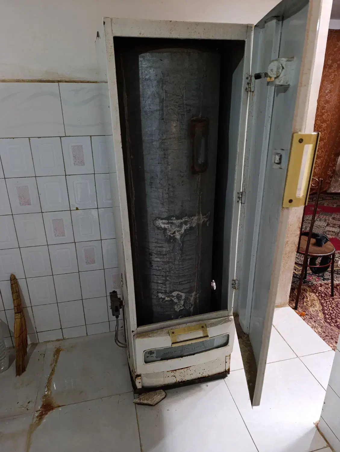 آبگرم کن مخزنی بزرگ|آبگرمکن، پکیج، شوفاژ|تربت جام, شاهد|دیوار