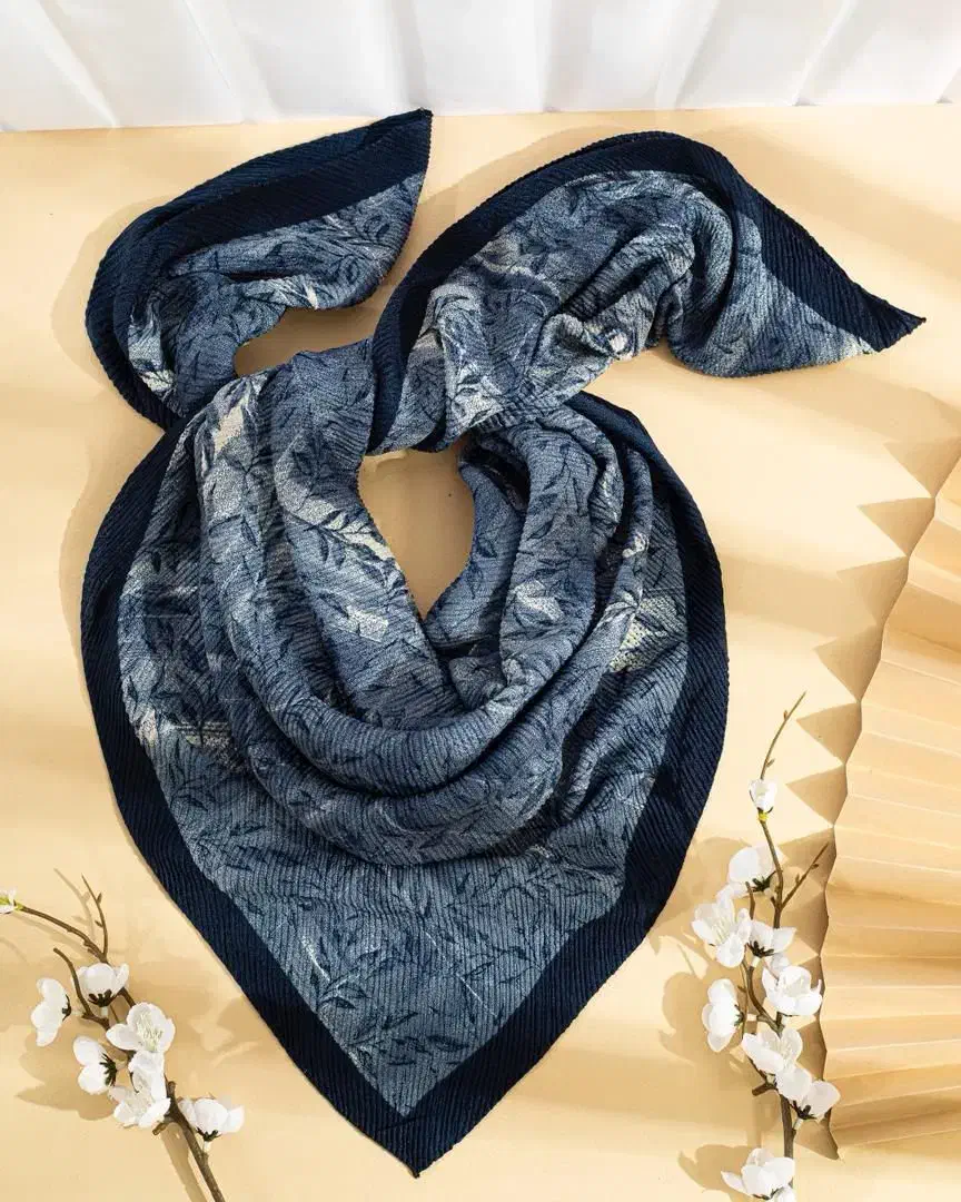 روسری برشکا پلیسه مگنولیا|لباس|قائن, |دیوار